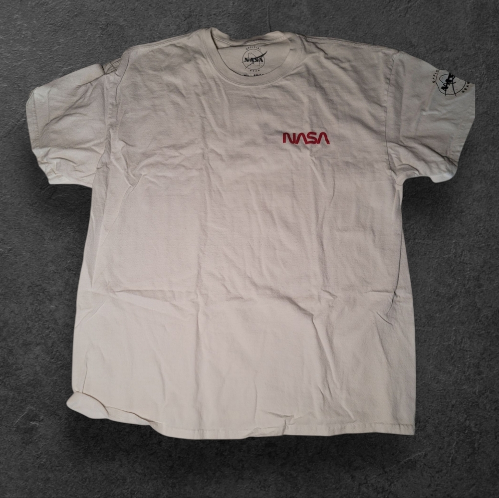 XL NASA tee